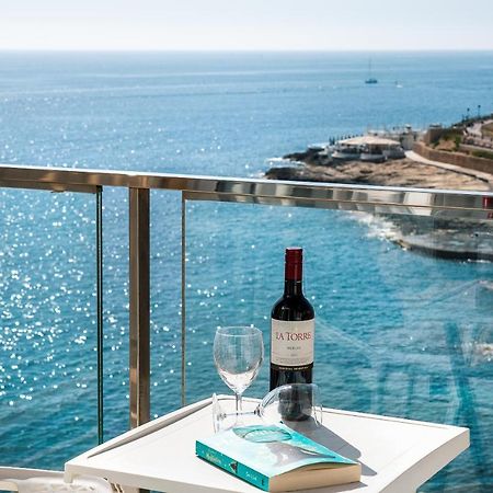 Scenic Seafront Duplex Apartment In Sliema Exteriör bild