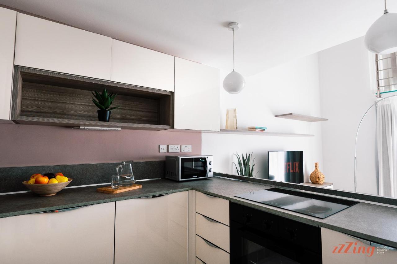 Scenic Seafront Duplex Apartment In Sliema Exteriör bild